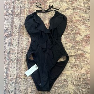 NWT O’Neill Black Cheeky one piece Women’s bathing suit